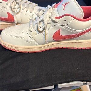 Nike Air Jordan 1 Low Pink Salt Guava Ice
